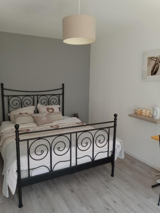 2 Chambres D'Hotes Au Calme Proche Centre Ville 몽트드마르장 외부 사진