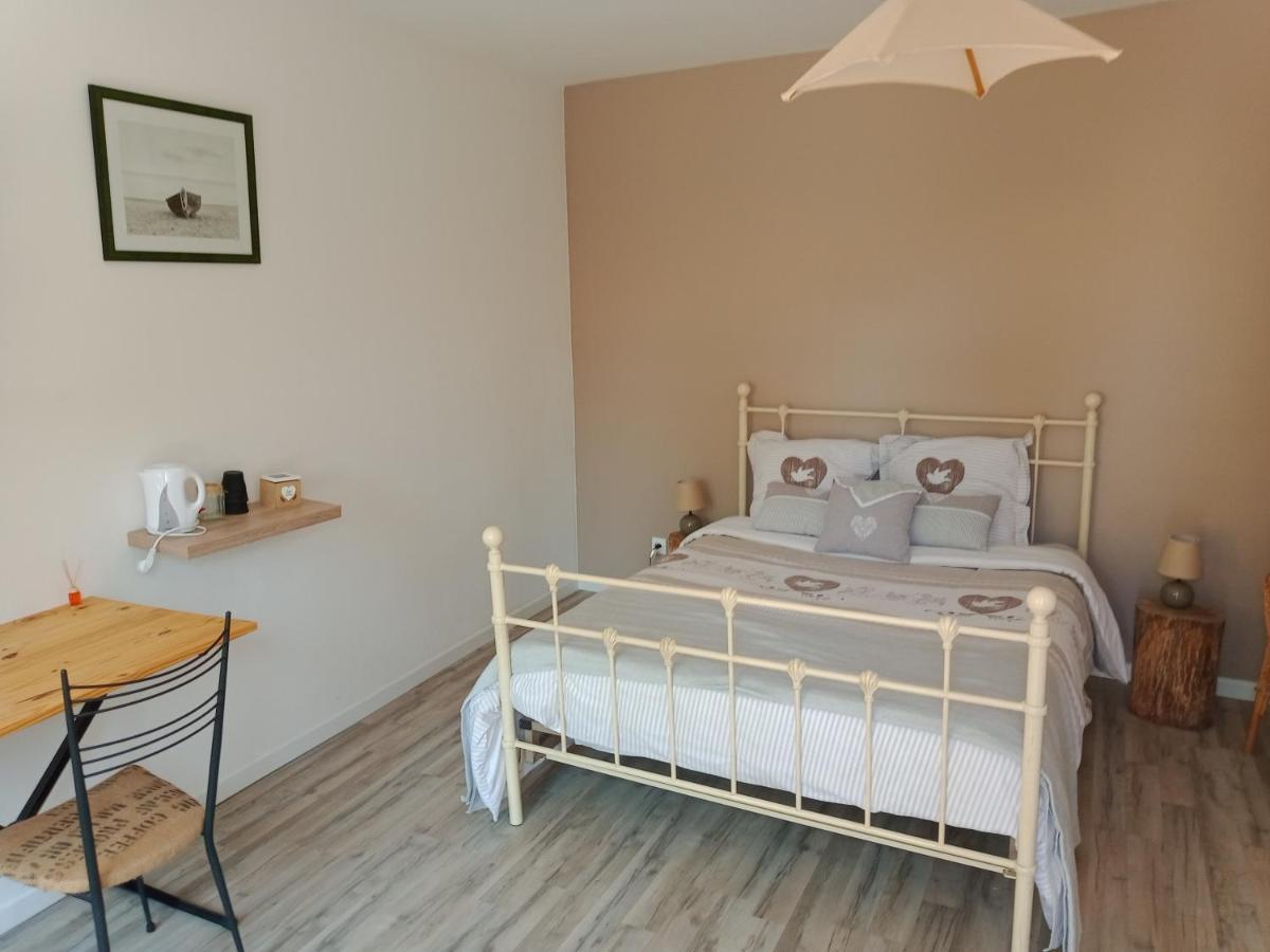 2 Chambres D'Hotes Au Calme Proche Centre Ville 몽트드마르장 외부 사진